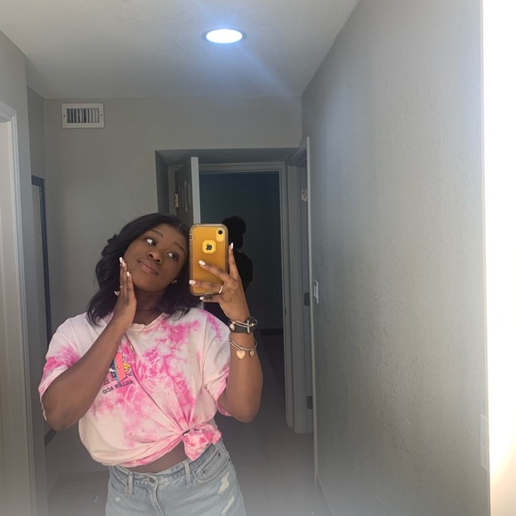 Meet your Posher, Denver - Picture 1 of 1